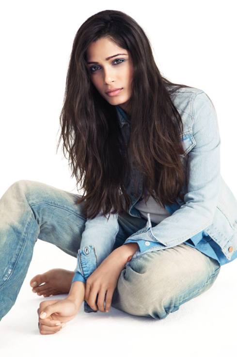 1977261_10151934027571765_1822672160_n